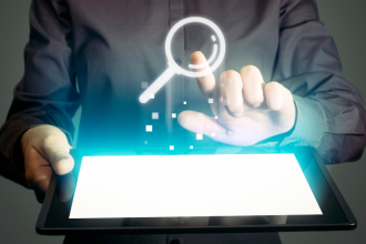 Seu nome apareceu em buscas? A Saftec Digital explica as causas e como remover essas menções.